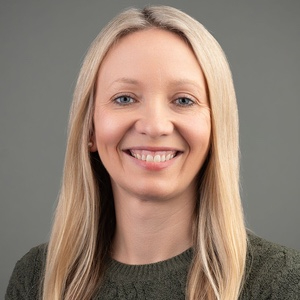 Portrait of Kim Bannon